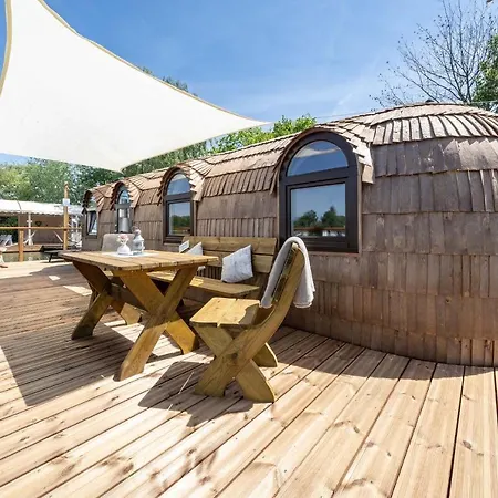 Lieblingsplatz - Schwimmendes Iglu Ботель Elbe-Parey