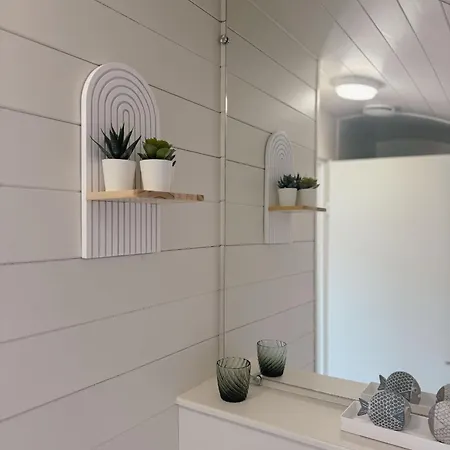 Lieblingsplatz - Schwimmendes Iglu Båthotell Elbe-Parey